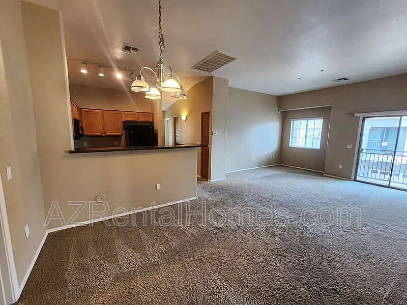 2402 E 5th St #1454