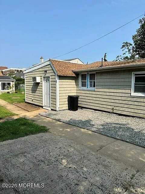 2 bed, 1000 sqft, $3,000 — Photo 3