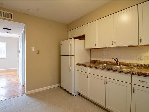 4th image of 6267 Gravois Ave APT 2A