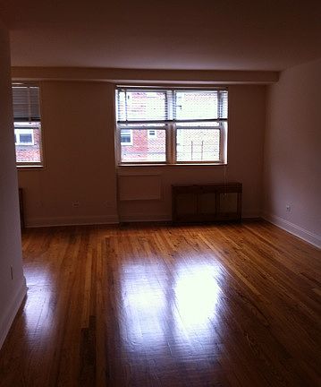 5th image of 8645 St James Ave APT 4B