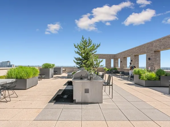 626 Flatbush Avenue image 25 of 29