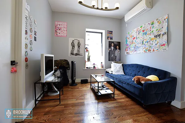 Rented by null | media 10