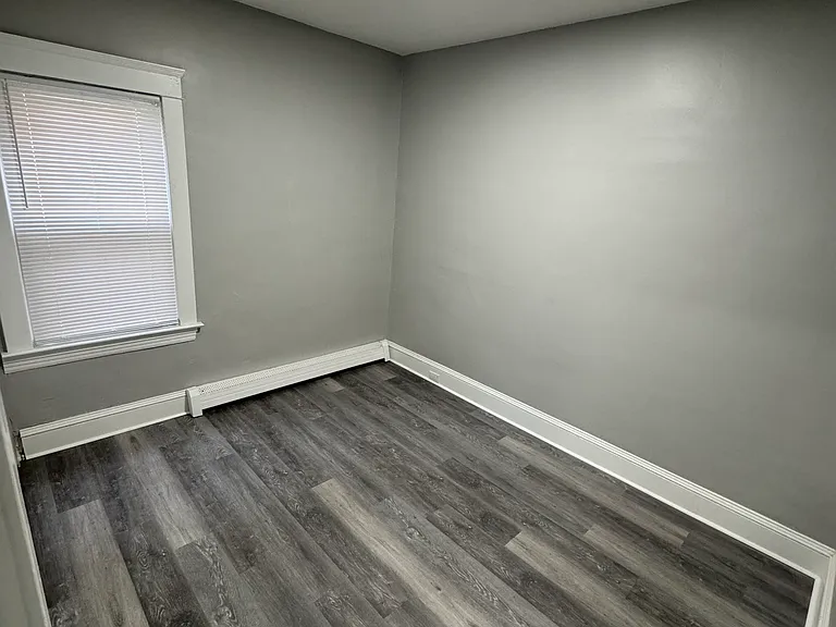 3923 Carlyle Ave — Photo 7
