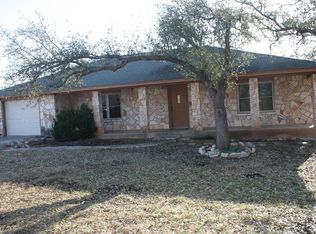 190 Ranchland Dr, Mountain Home, TX 78058