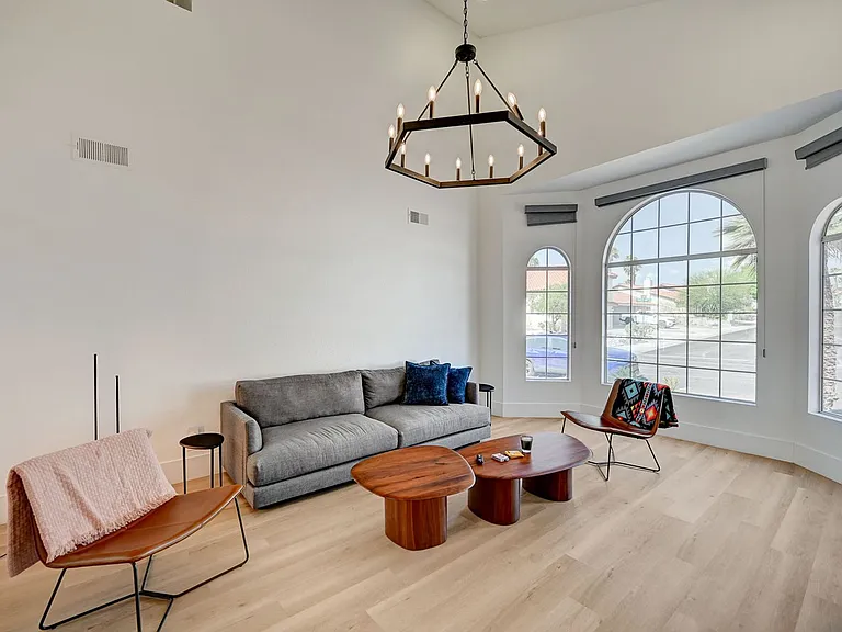 3200 Ivory Coast Dr — Photo 4