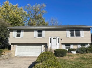 15766 W Marie Ave, Prairie View, IL 60069