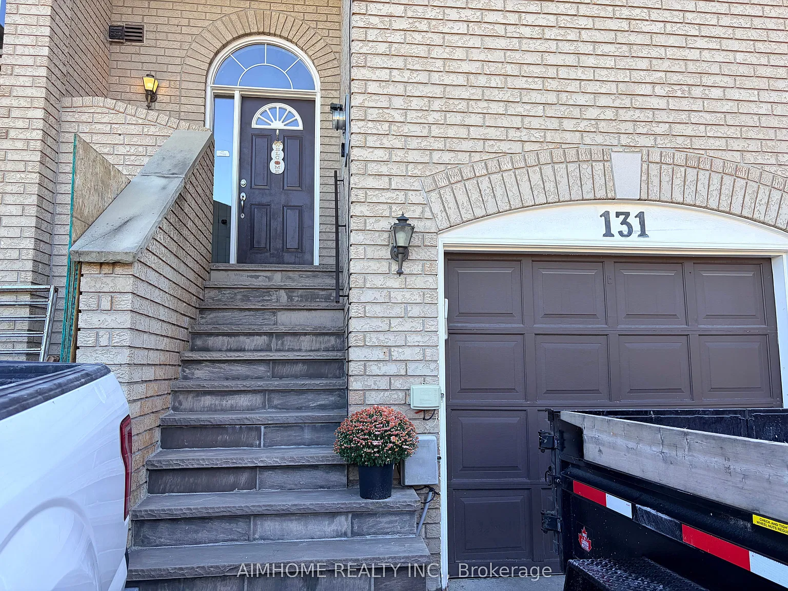6 bed, $3,950 — Photo 2