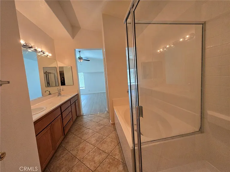 481 Pinewood — Photo 14