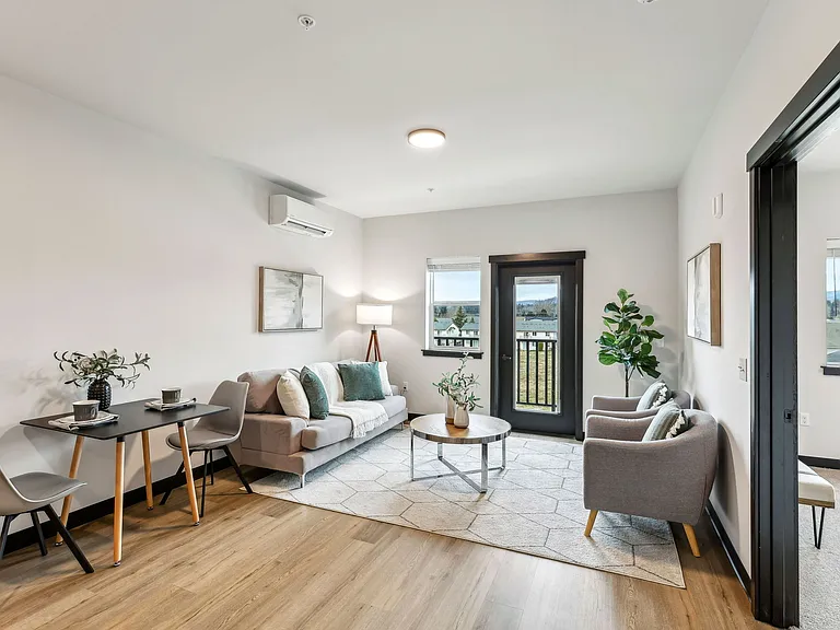 Trailhead Apartments — Photo 9