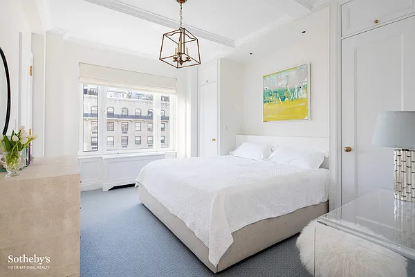 Sold by Sotheby's International Realty | media 12