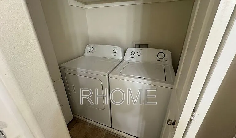 1321 W 1520 N — Photo 11
