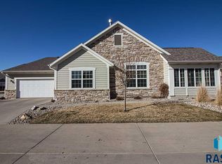 5514 E Eastbridge Pl UNIT B, Sioux Falls, SD 57110