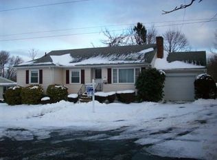 20 Harding Rd, Wakefield, MA 01880