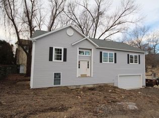 983 Pemart Ave, Peekskill, NY 10566