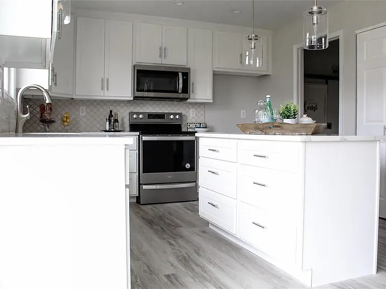 3863 Bedford Pointe Dr — Photo 25
