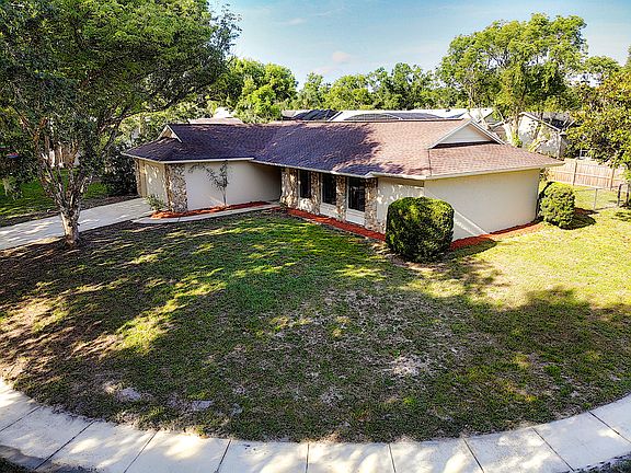 2nd image of 37 Sweetwater Creek Cir