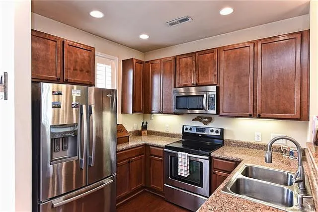 Kitchen complete
