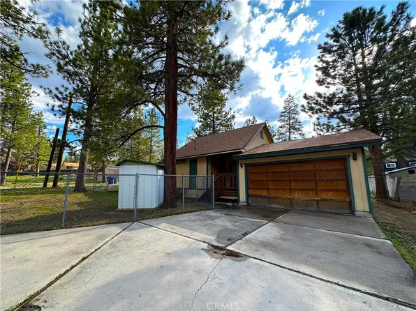 40074 Trail Of The Whispering Pnes, Big Bear Lake, CA 92315