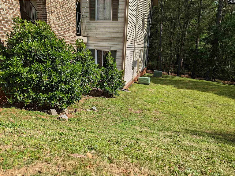 1208 Bush River Rd #H4 — Photo 18