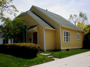 211 W Thirteen Mile Rd, Royal Oak, MI 48073