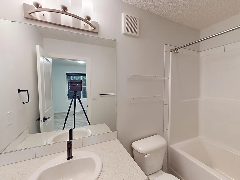63 McLaughlin Dr — Photo 10