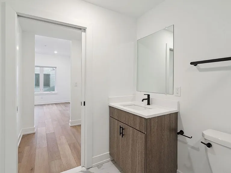 903 Leland St #605 — Photo 16