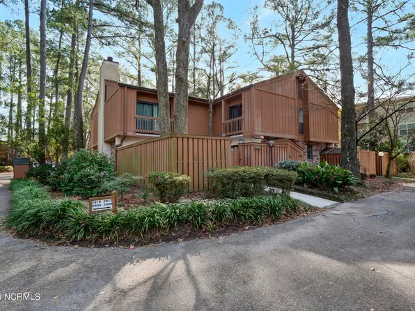 2010 Albert Circle, Wilmington, NC 28403