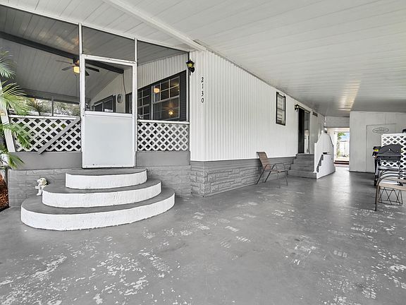 3rd image of 2130 SW 51st Court
