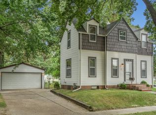 3940 10th St, Des Moines, IA 50313