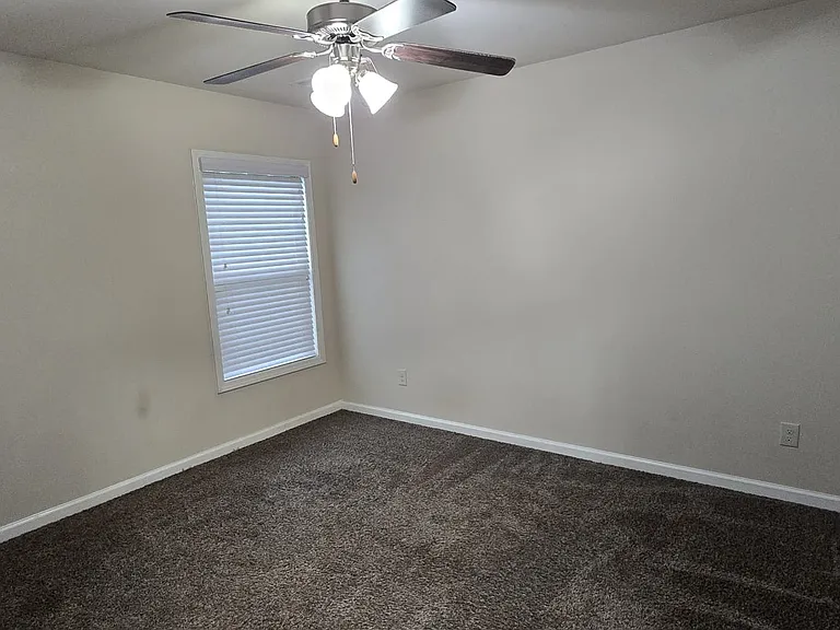 3985 Cordova Ln — Photo 12