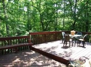 7518 Hidden Knoll Ct, West Chester, OH 45069