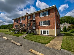 2 Park Circle Dr #3, Lancaster, PA