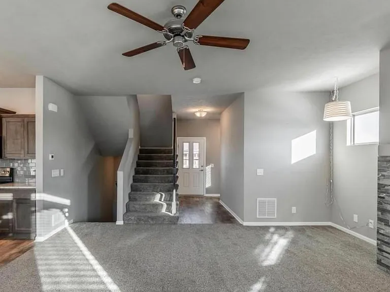 15002 S 22nd St — Photo 5
