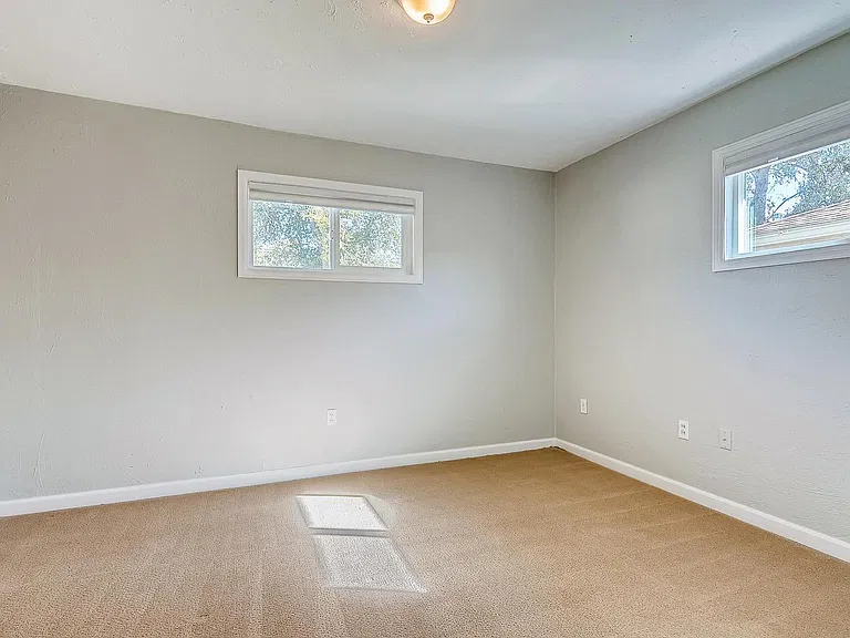 3358 S Emerson St — Photo 13
