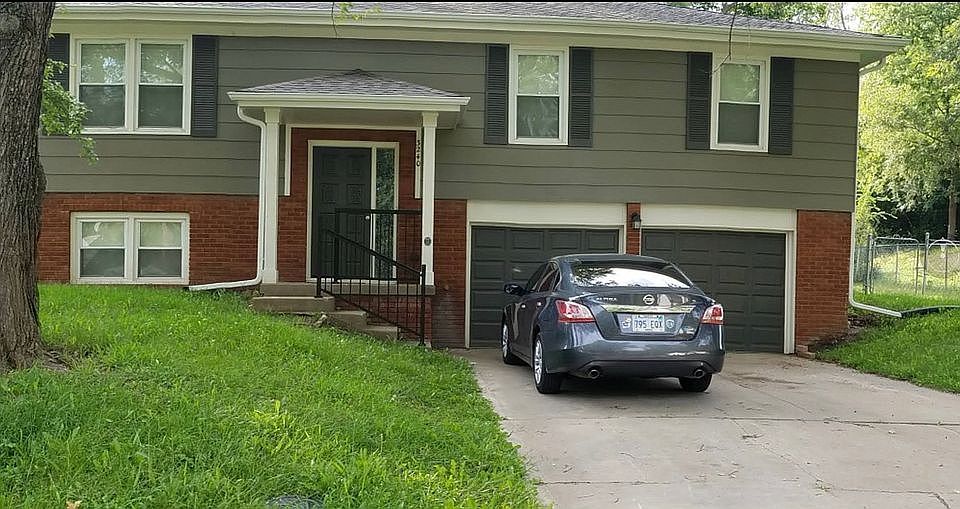 2nd image of 3240 N 66th St