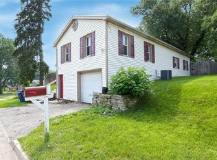 104 Wall Ave, Des Moines, IA 50315