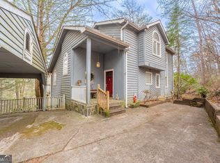 191 Applewood Dr, Tiger, GA 30576