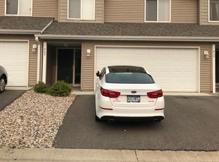 609 Tanager Path, Mankato, MN 56001