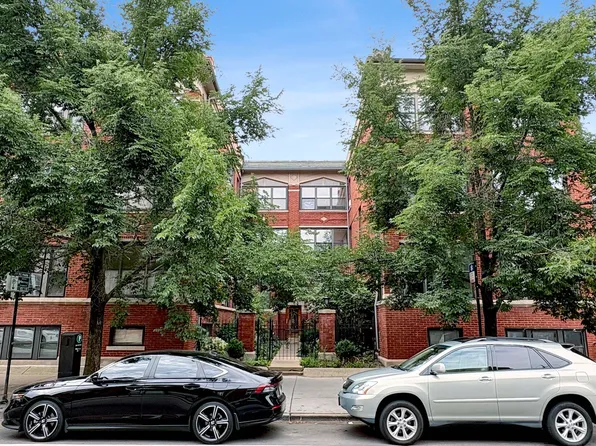 1915 W Montrose Ave #2, Chicago, IL 60613