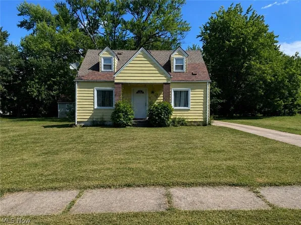 548 Almyra Ave, Youngstown, OH 44511