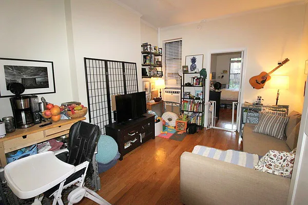 Rented by Luxor Homes & Investment Realty | media 2