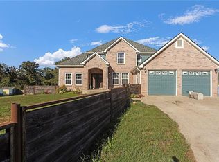 3071 Crabtree Ln, Odessa, MO 64076