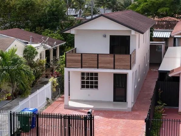 370 Flagami Blvd, Miami, FL 33144