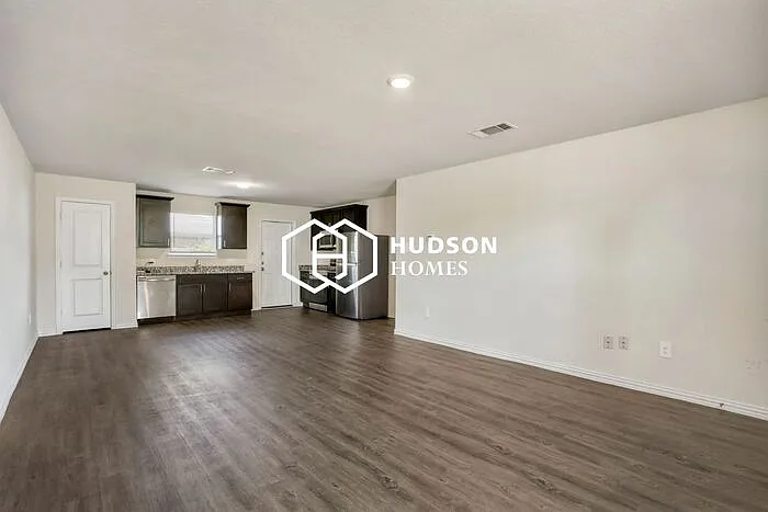 7945 Henson St — Photo 5
