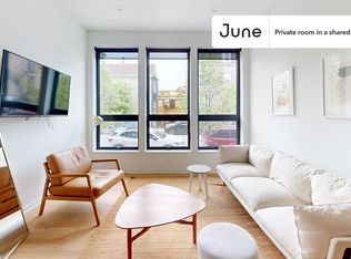 2122 S Hoyne Ave #1R-C, Chicago, IL 60608