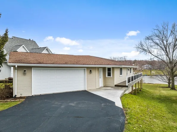2249 Breckenboro Dr, Davis, IL 61019
