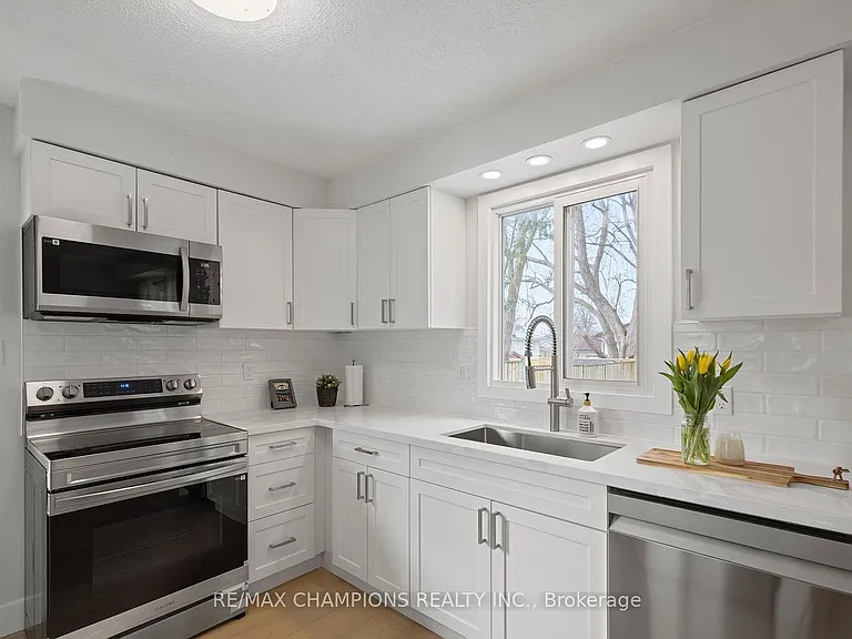 1763 Aldersbrook Rd — Photo 6