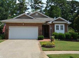 245 Fenwyck Cmns, Fayetteville, GA