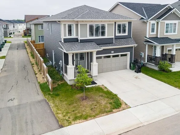 2031 207th St NW, Edmonton, AB T6M 1R7