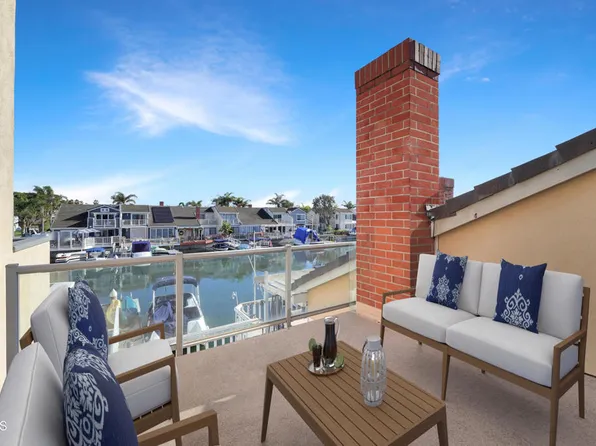 2010 Kingsbridge Way, Oxnard, CA 93035